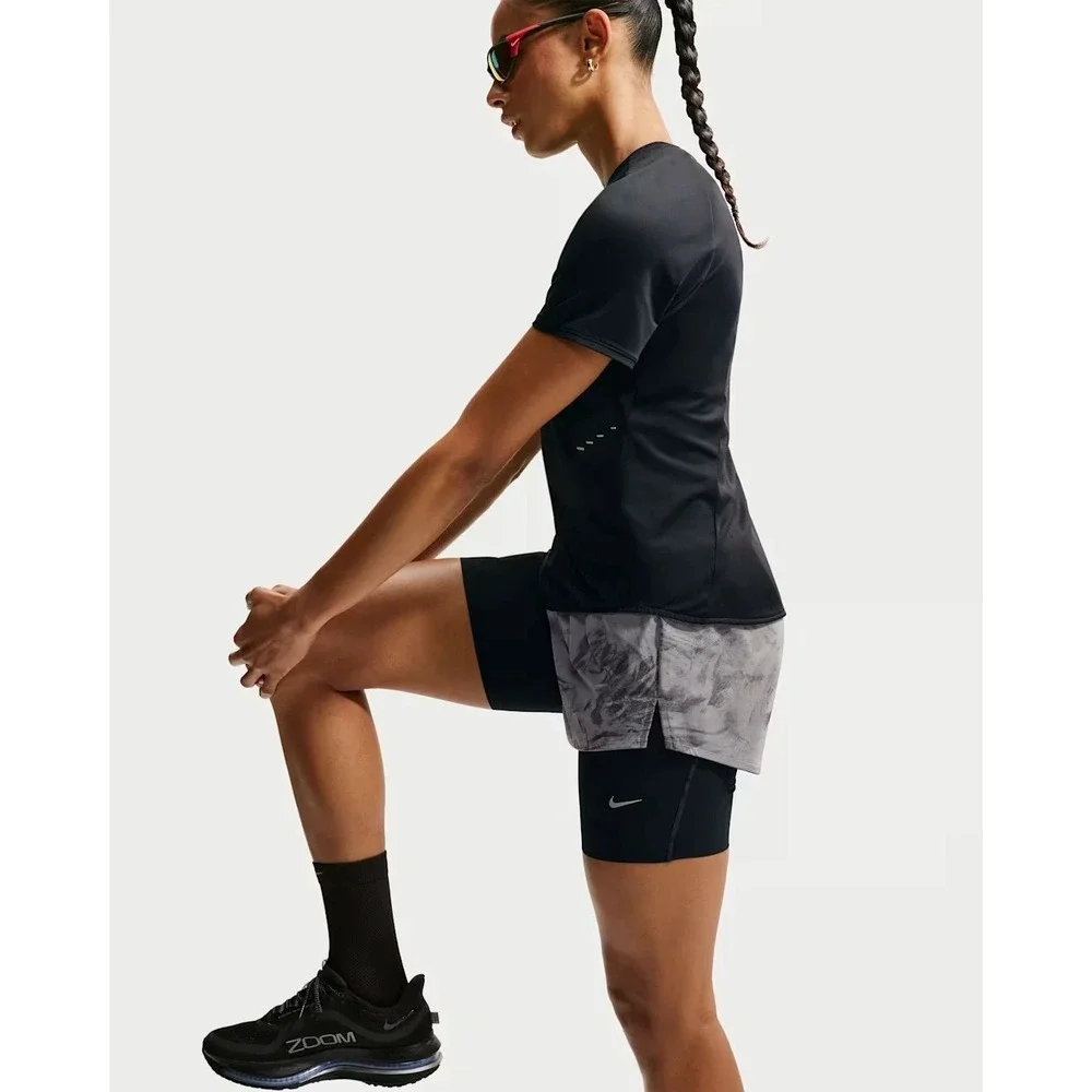 Nike Swift Mid Rise 2-in-1 Reflective Running Shorts Womens Small HV2916 036